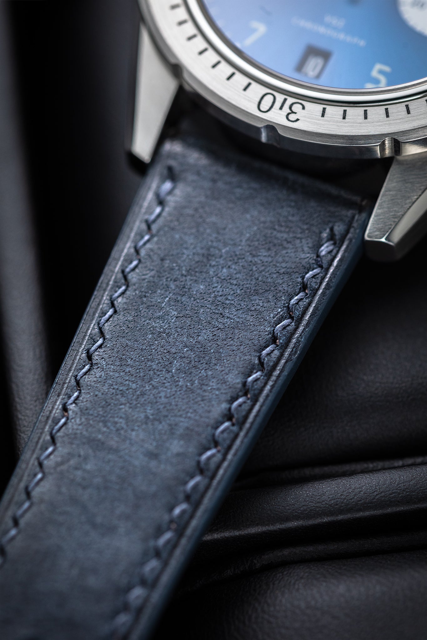 "Lagoon" Watch Strap in Pueblo // Naval