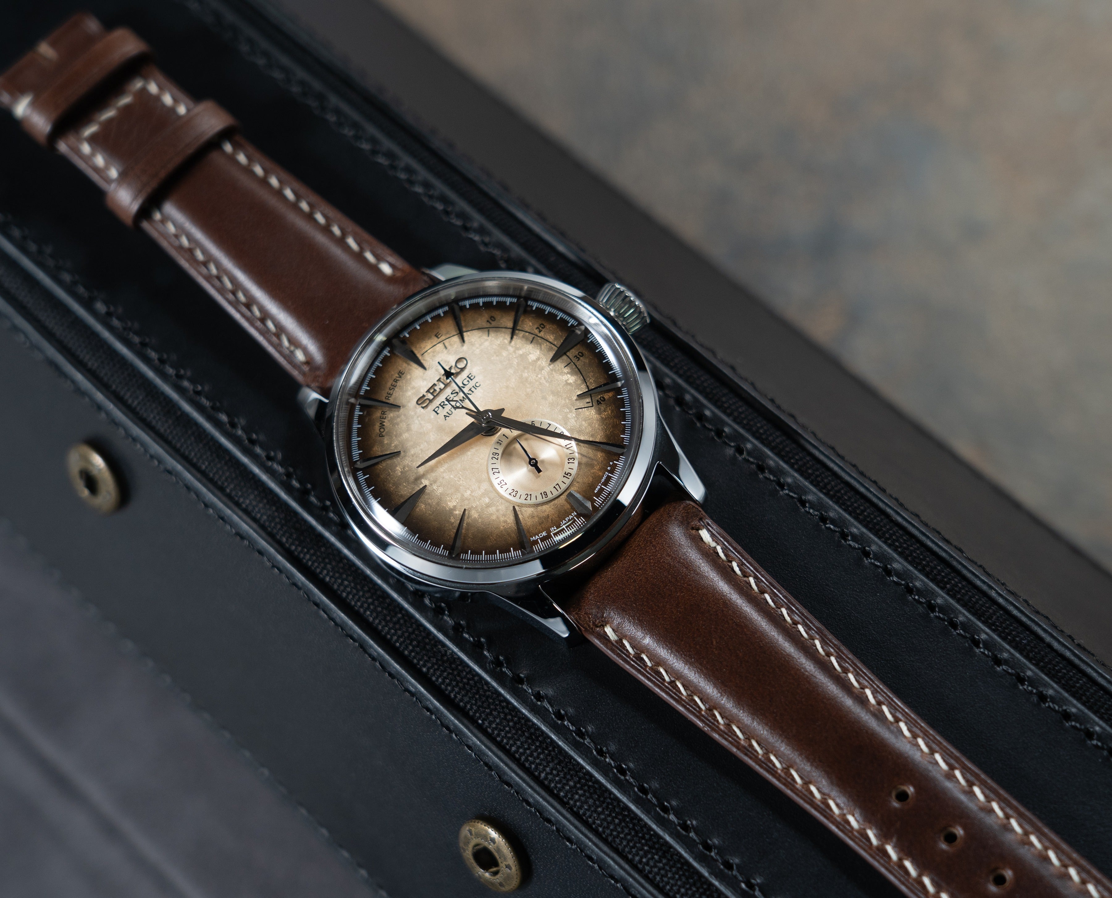 "Plateau" Watch Strap in Chromexcel // Dark Brown